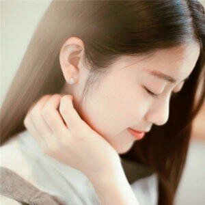 黑奥秘头发理疗学院